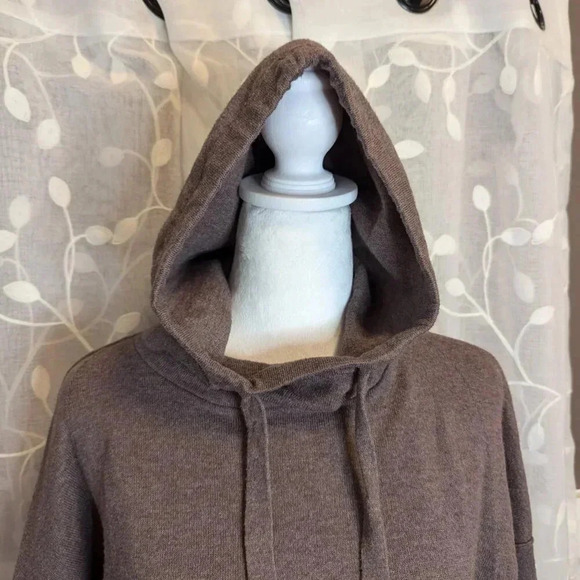 Rachel Zoe Muted Plum Cozy Hoodie Sweater, Size M - Picture 2 of 8